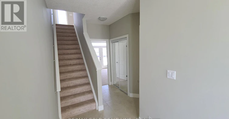 152-177 Edgevalley Road, London, ON, N5V 0C5 - 4