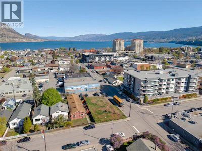 303 W Nanaimo Avenue - 2