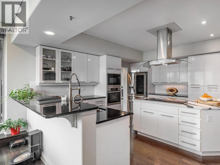 1601-1152 Sunset Drive, Kelowna, BC, V1Y 9R7 - 17