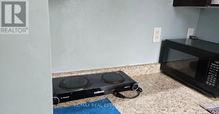 17 Shared) 370 One Square Drive, Mississauga, ON, L5B 0E6 - 20