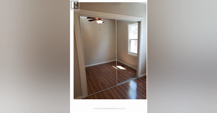 MAIN LEVEL-519 Catharine Street N, Hamilton, ON, L8L 4V3 - 11