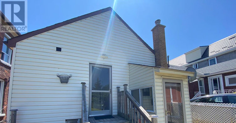 MAIN LEVEL-519 Catharine Street N, Hamilton, ON, L8L 4V3 - 16
