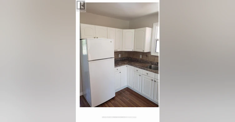 MAIN LEVEL-519 Catharine Street N, Hamilton, ON, L8L 4V3 - 6