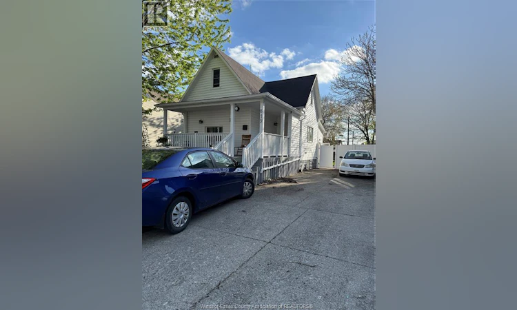 819 Langlois Avenue