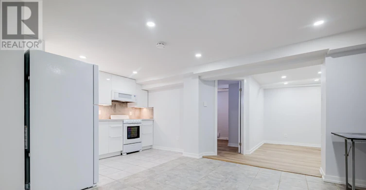 LOWER-2556 Lake Shore Boulevard W, Toronto, ON, M8V 1G1 - 8