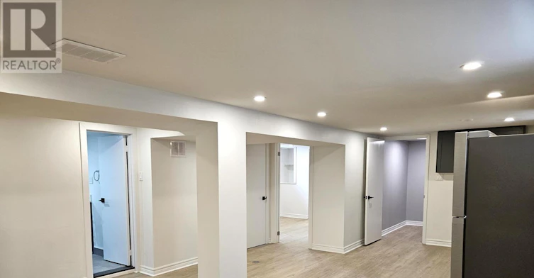 LOWER-45 Mayall Avenue, Toronto, ON, M3L 1E7 - 15