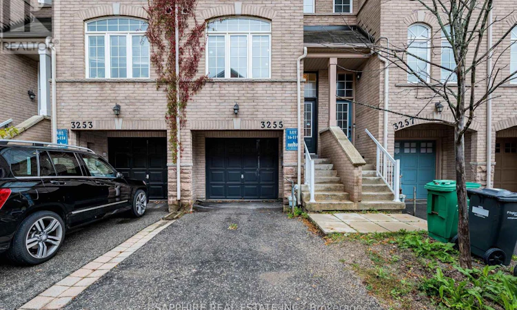 3255 Redpath Circle