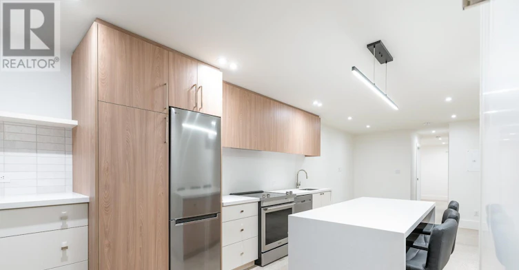 1041 College Street, Toronto, ON, M6H 1B1 - 3