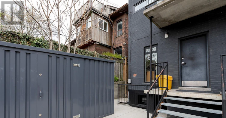1041 College Street, Toronto, ON, M6H 1B1 - 17