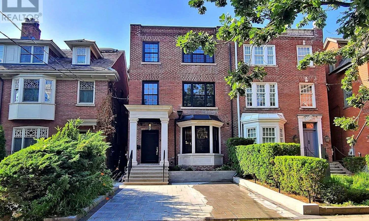 38 Elgin Avenue