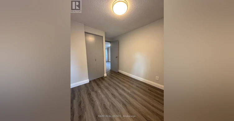 4-99 Bellevue Avenue, Toronto, ON, M5T 2N8 - 5