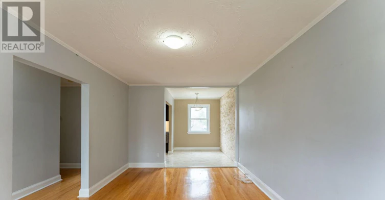 MAIN FL-21 Deevale Road, Toronto, ON, M3M 1Z2 - 4