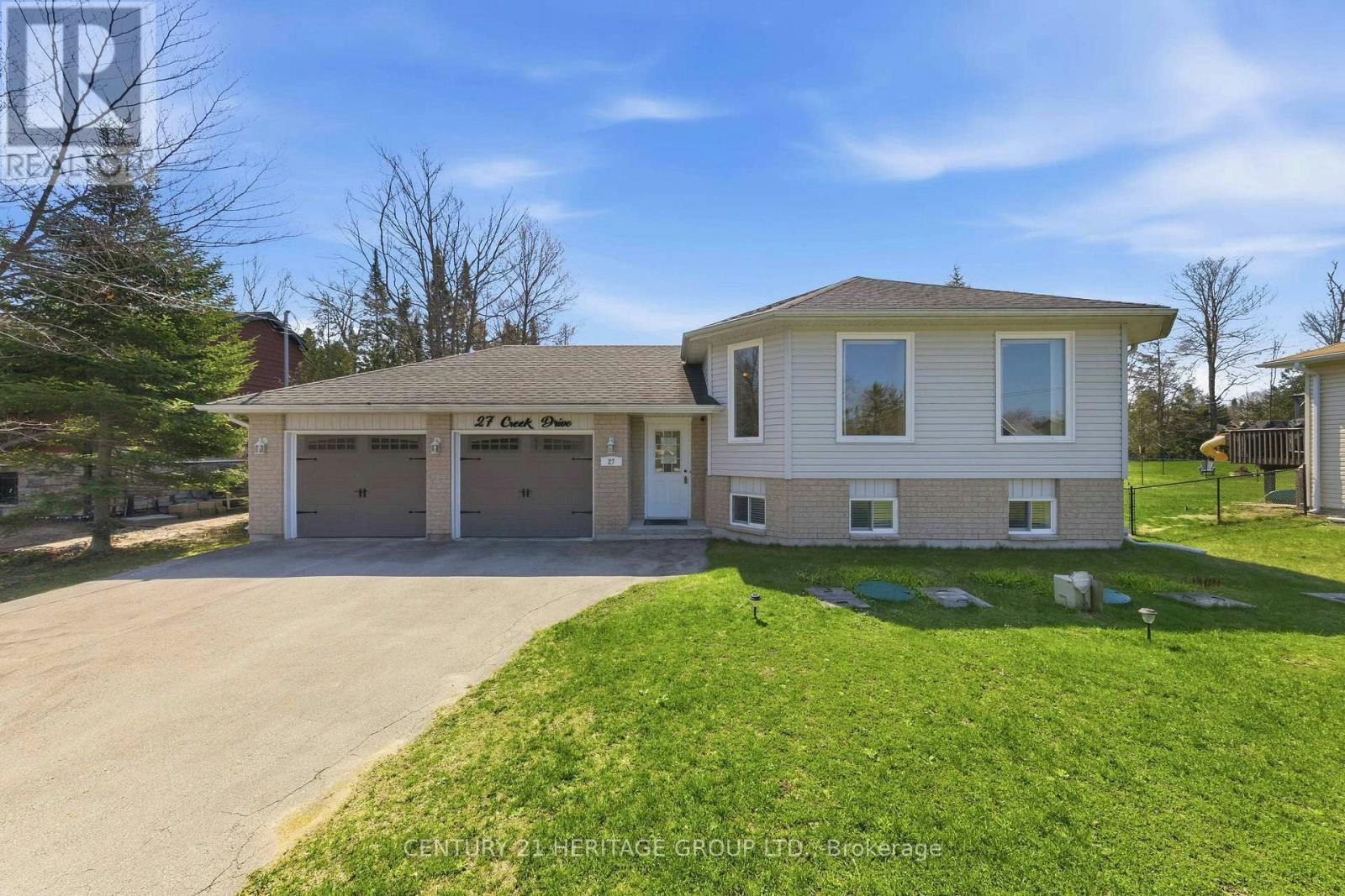 27 Creek Drive, Georgina, ON, L0E 1N0