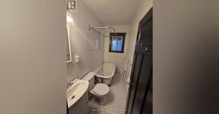 10-4 Hyde Park Avenue, Hamilton, ON, L8P 4M5 - 10