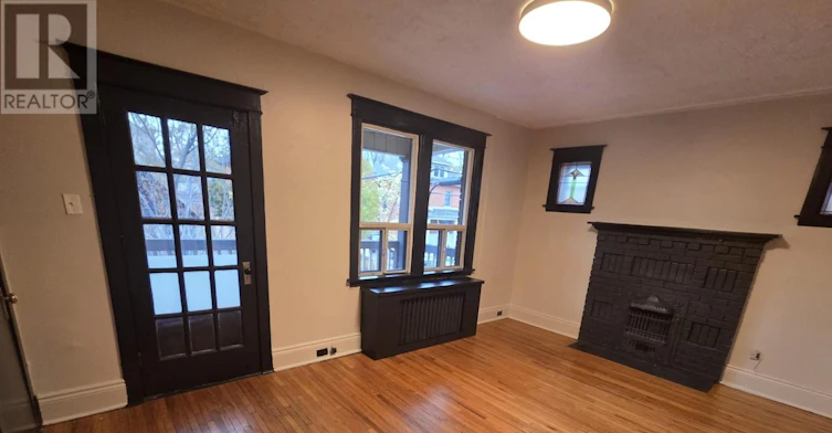 10-4 Hyde Park Avenue, Hamilton, ON, L8P 4M5 - 4
