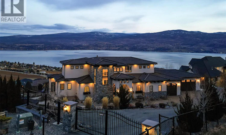 3279 Vineyard View Drive