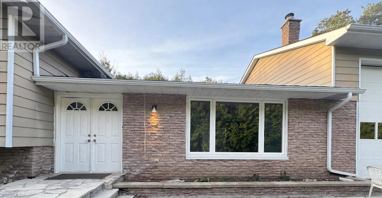 MAIN-66 Metro Road N, Georgina, ON, L4P 1C3 - 2