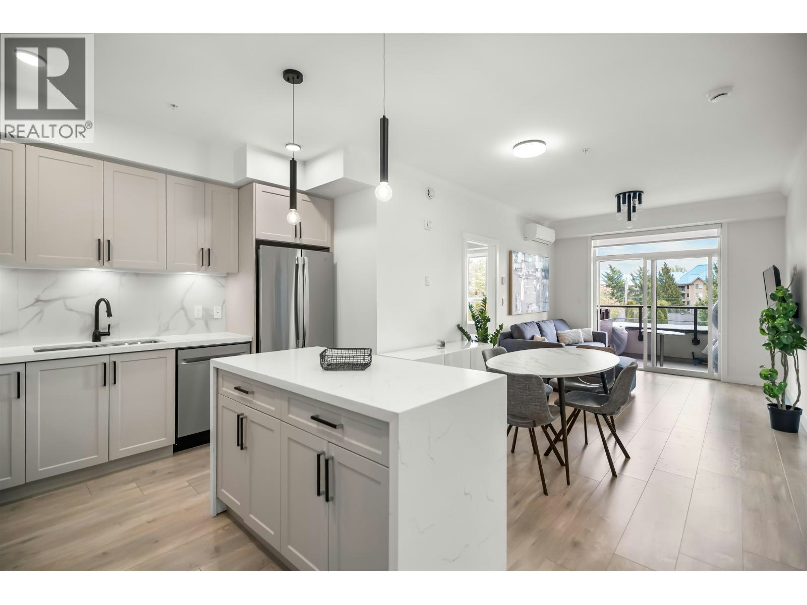 306-12109 223 Street, Maple Ridge, BC, V2X 5Y6