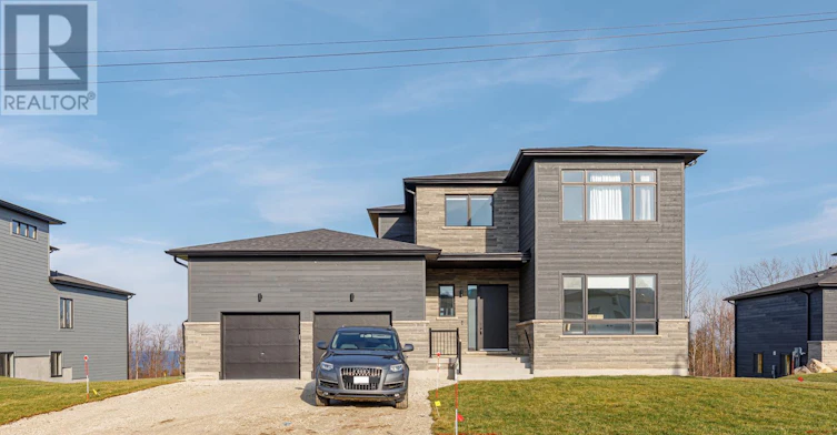 107 Sladden Court, Blue Mountains, ON, N0H 2P0 - 2