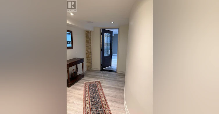 15 Village Green Drive, Vaughan, ON, L4L 9N9 - 7
