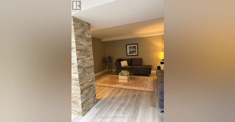 15 Village Green Drive, Vaughan, ON, L4L 9N9 - 13