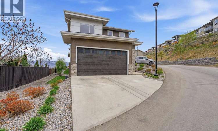 102-2045 Stagecoach Drive