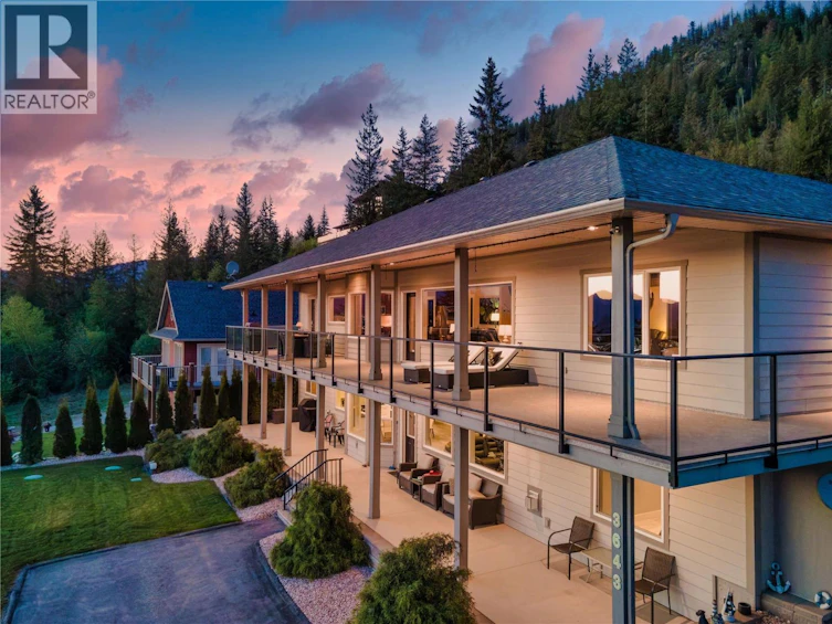 3643 Mcbride Road, Blind Bay, BC, V0E 1H1 - 8