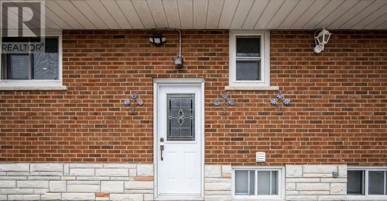 70 Moraine Hill Bsmt Drive, Toronto, ON, M1T 2A2 - 2