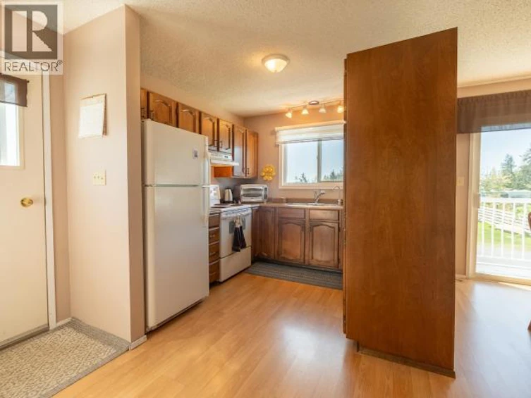 3271 Oak Street, Texada Island, BC - 12