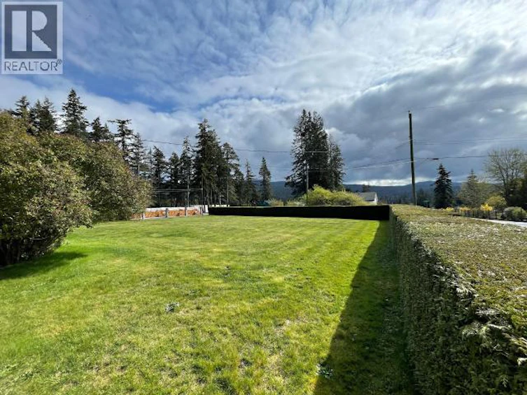 3271 Oak Street, Texada Island, BC - 2