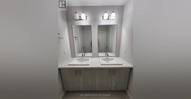 MAIN LEVEL-55 Hildred Street, Welland, ON, L3B 0K1 - 13