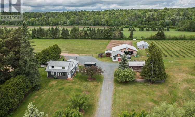 46 Collver Rd, Huron Shores Township