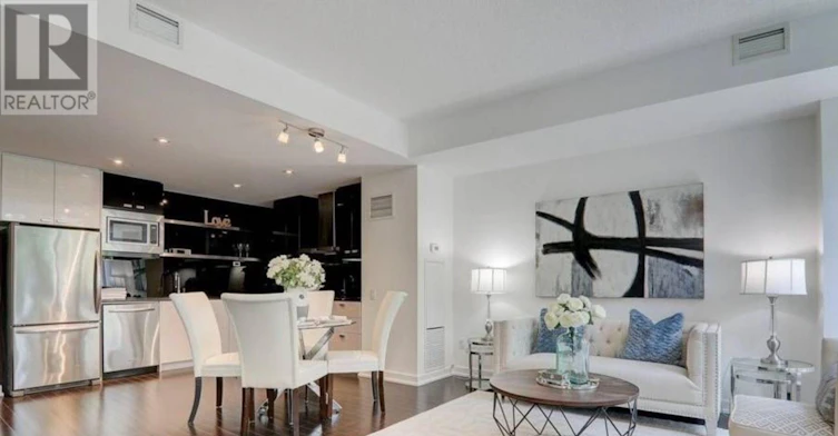 TH10-121 Mcmahon Drive, Toronto, ON, M2K 0C2