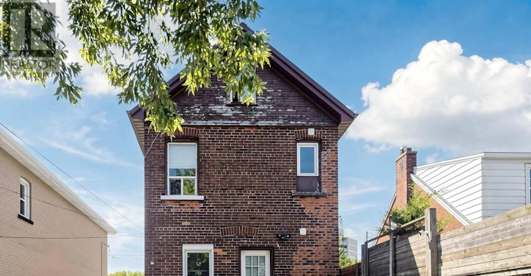 BSMT-746 King Street W, Hamilton, ON, L8S 1J8 - 19