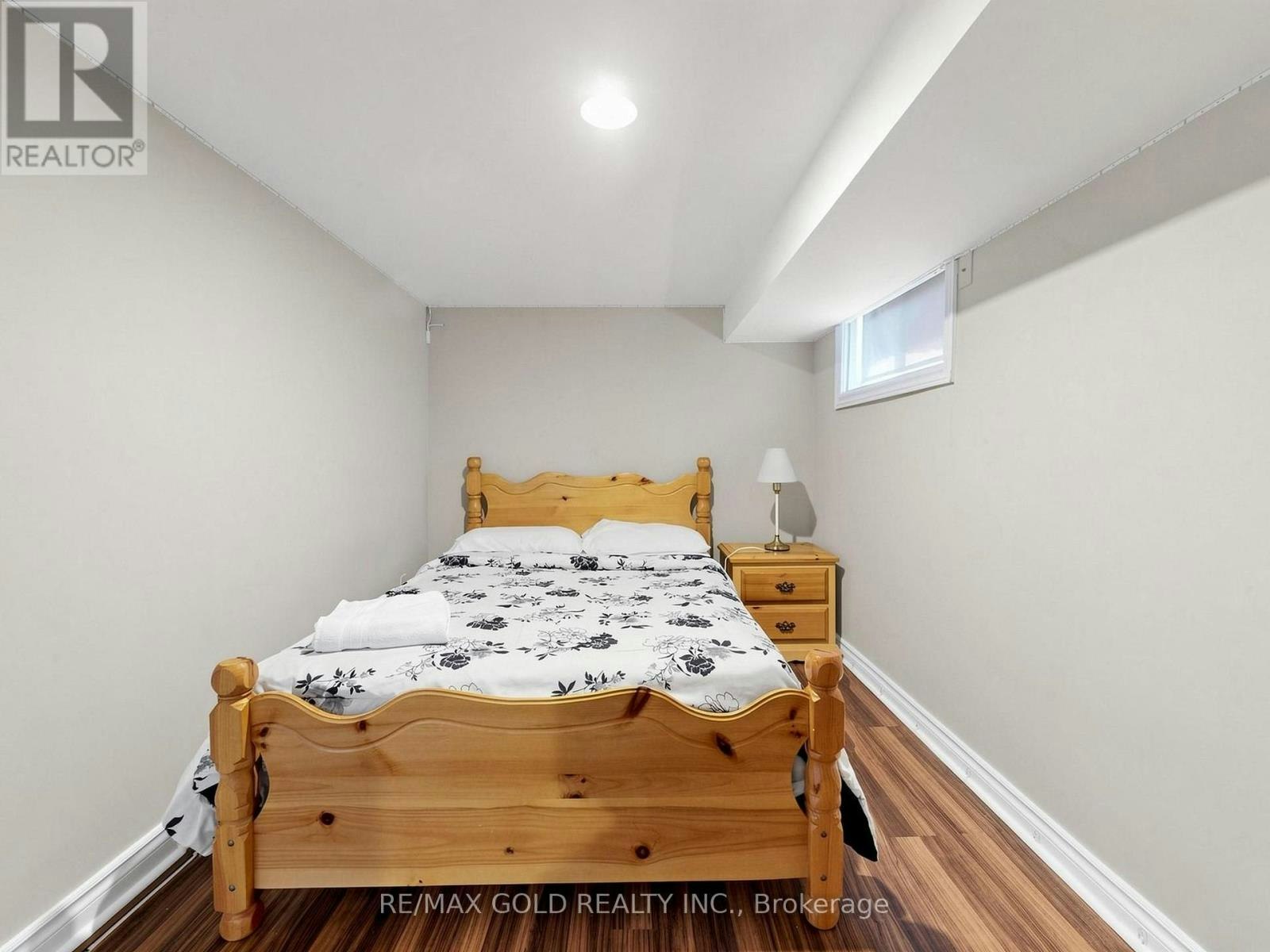 BSMT-746 King Street W, Hamilton, ON, L8S 1J8 - 11