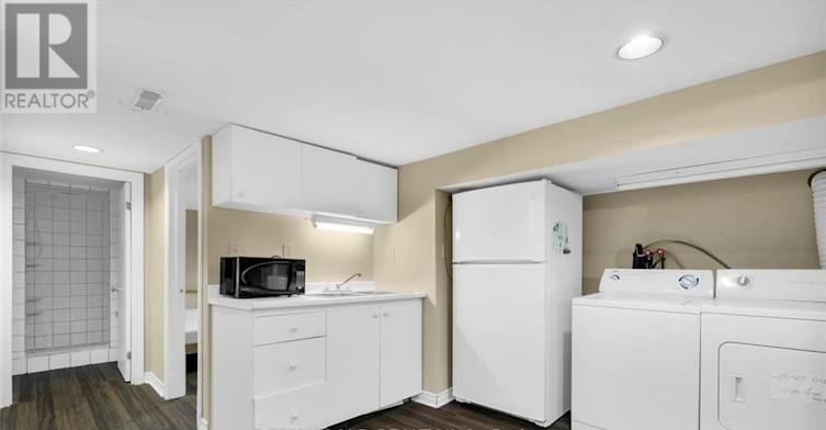 BSMT-746 King Street W, Hamilton, ON, L8S 1J8 - 3