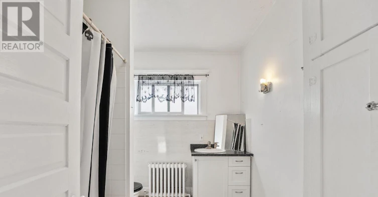 UPPER-255 Kent Street W, Kawartha Lakes, ON, K9V 2Z3 - 8