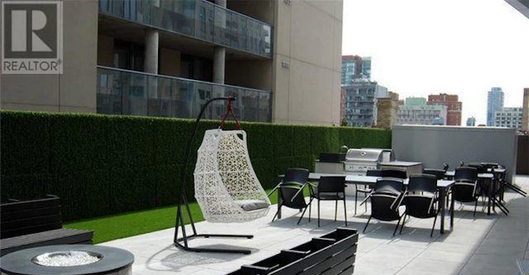 PH 08-68 Shuter Street, Toronto, ON, M5B 1B4 - 12