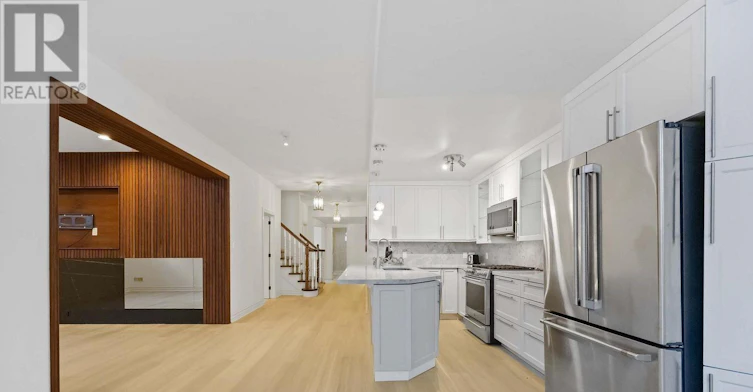 LOWER-42 Cotswold Crescent, Toronto, ON, M2P 1N2