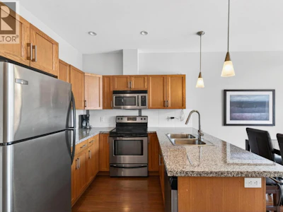 508-3205 Skyview Lane - 3