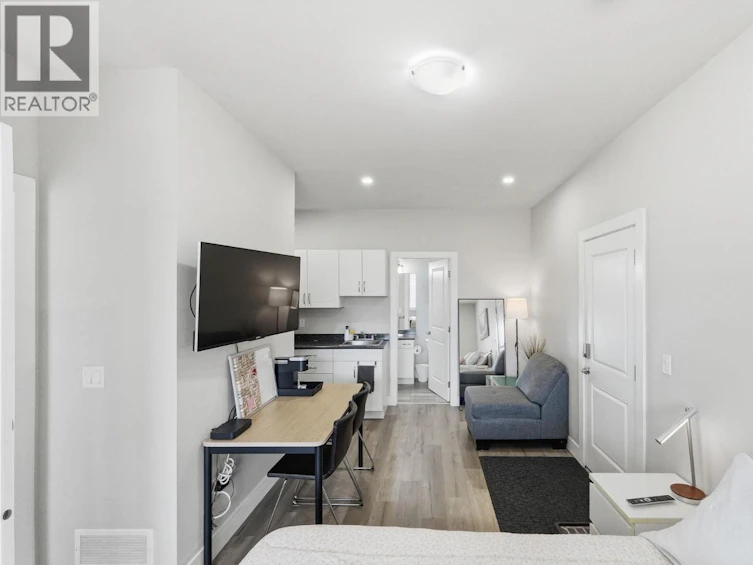 617 Glenmore Road, Kelowna, BC, V1V 2H4 - 44