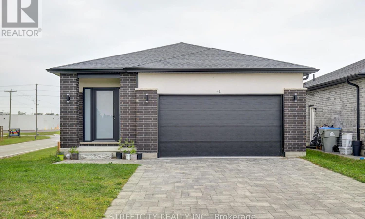 42 Alexander Circle