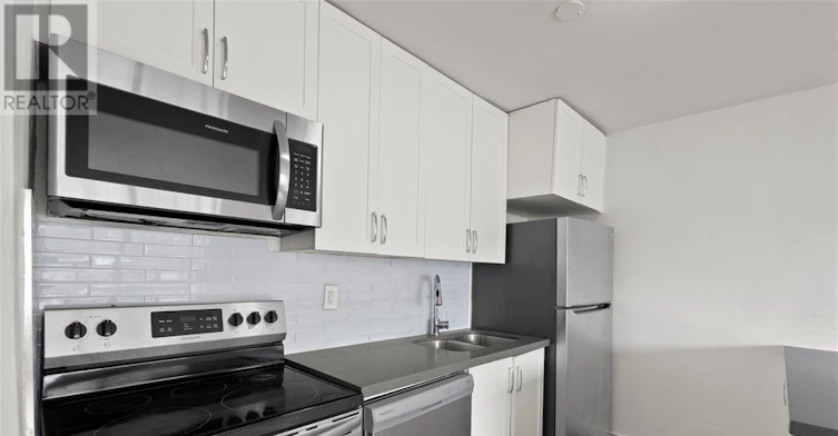 103-3101 Eglinton Ave Avenue E, Toronto, ON, M1J 2G3 - 2