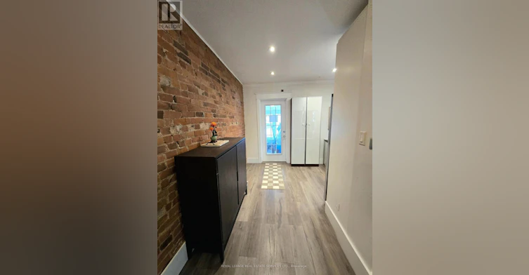 UPPER-1399 Lansdowne Avenue, Toronto, ON, M6H 3Z9 - 9