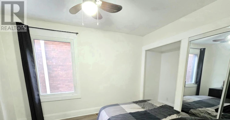 UPPER-1399 Lansdowne Avenue, Toronto, ON, M6H 3Z9 - 13