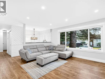 21099 Berry Avenue - 4