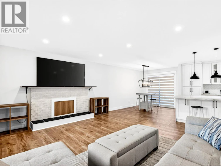 21099 Berry Avenue, Maple Ridge, BC, V2X 7V3 - 6
