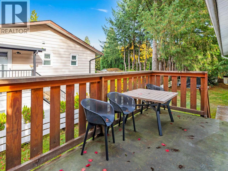 21099 Berry Avenue, Maple Ridge, BC, V2X 7V3 - 35