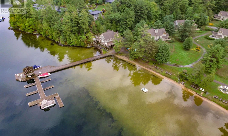 C6/W1-3876 Muskoka 118 Road