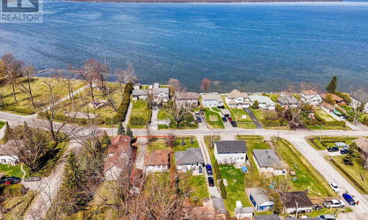 57 Lakeshore Road